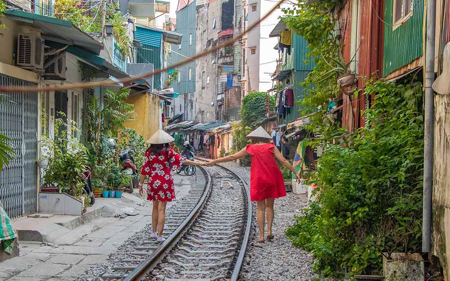 Un Dia En Hanoi Portada